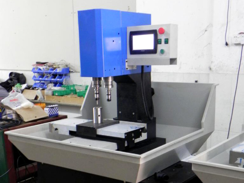 鉆攻機多少錢一臺？設(shè)備報價！