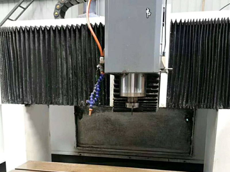 能換刀柄的雕銑機好嗎？